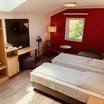 Lindenhof 3* Grasbrunn